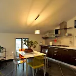 Il Golfo Artisti E Poeti Thea Bed & Breakfast