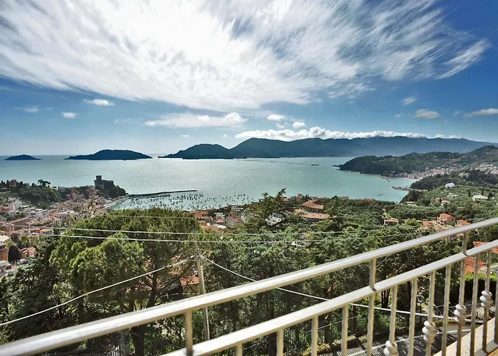 Il Golfo Artisti E Poeti Thea فندق مبيت وإفطار 4*