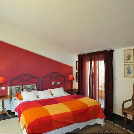 Frühstückspension Il Golfo Artisti E Poeti Thea 3*