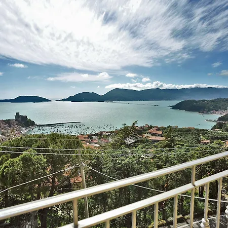 Il Golfo Artisti E Poeti Thea Frühstückspension 4*